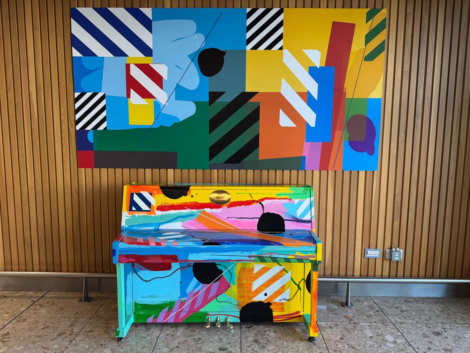 Photo of Dublin Airport Terminal 1 Piano at Dublin Airport Aviation Fuel Terminal, Airport ED, Fingal, County Dublin, Leinster, Éire / Ireland. A refurbished public piano in the…