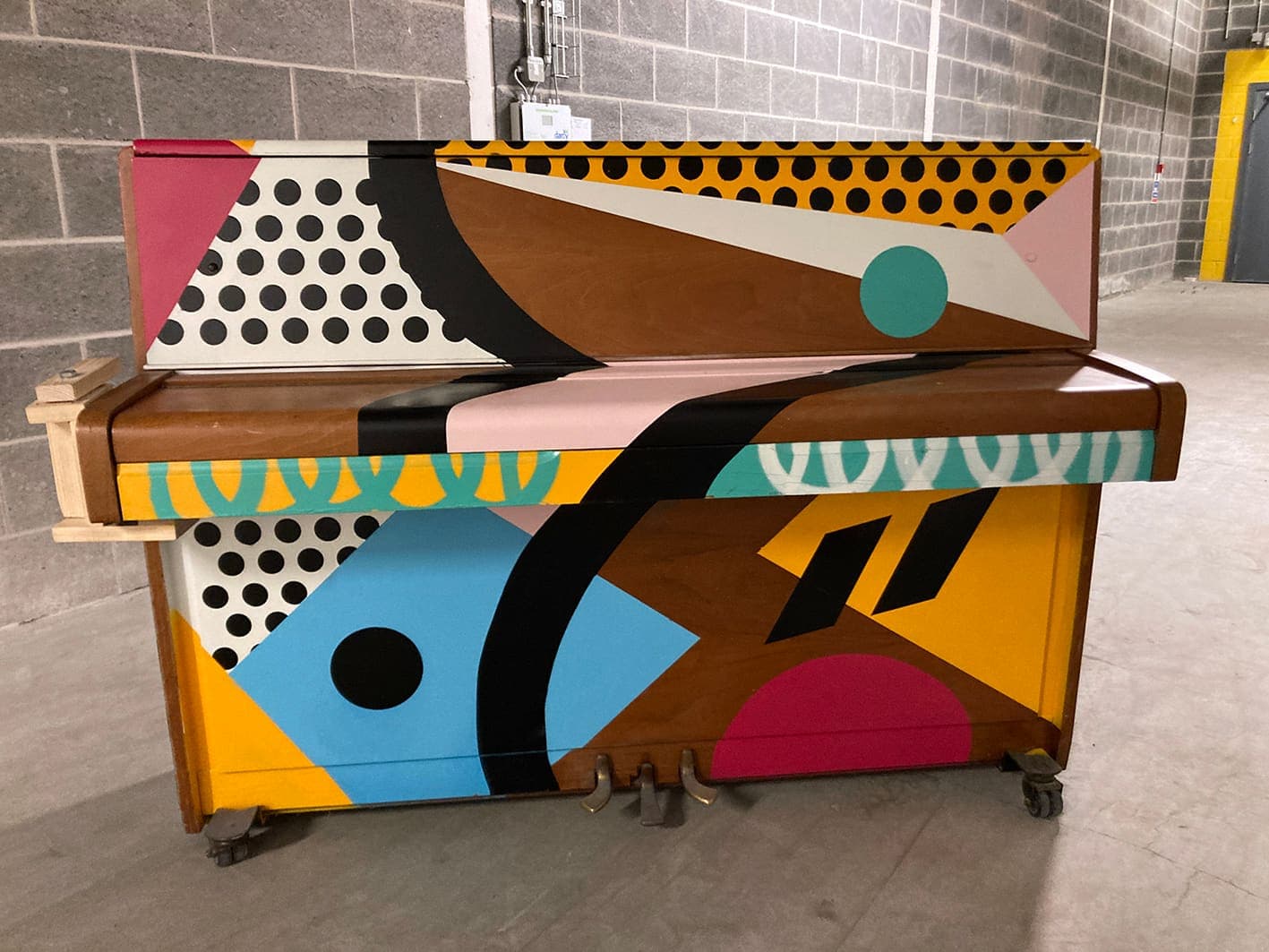 Photo of Broadway Bradford Piano at The Broadway, Hall Ings, Bradford BD1 1JR, United Kingdom. A Ben Holden-designed public piano inside The Broadway shopping and leisure…