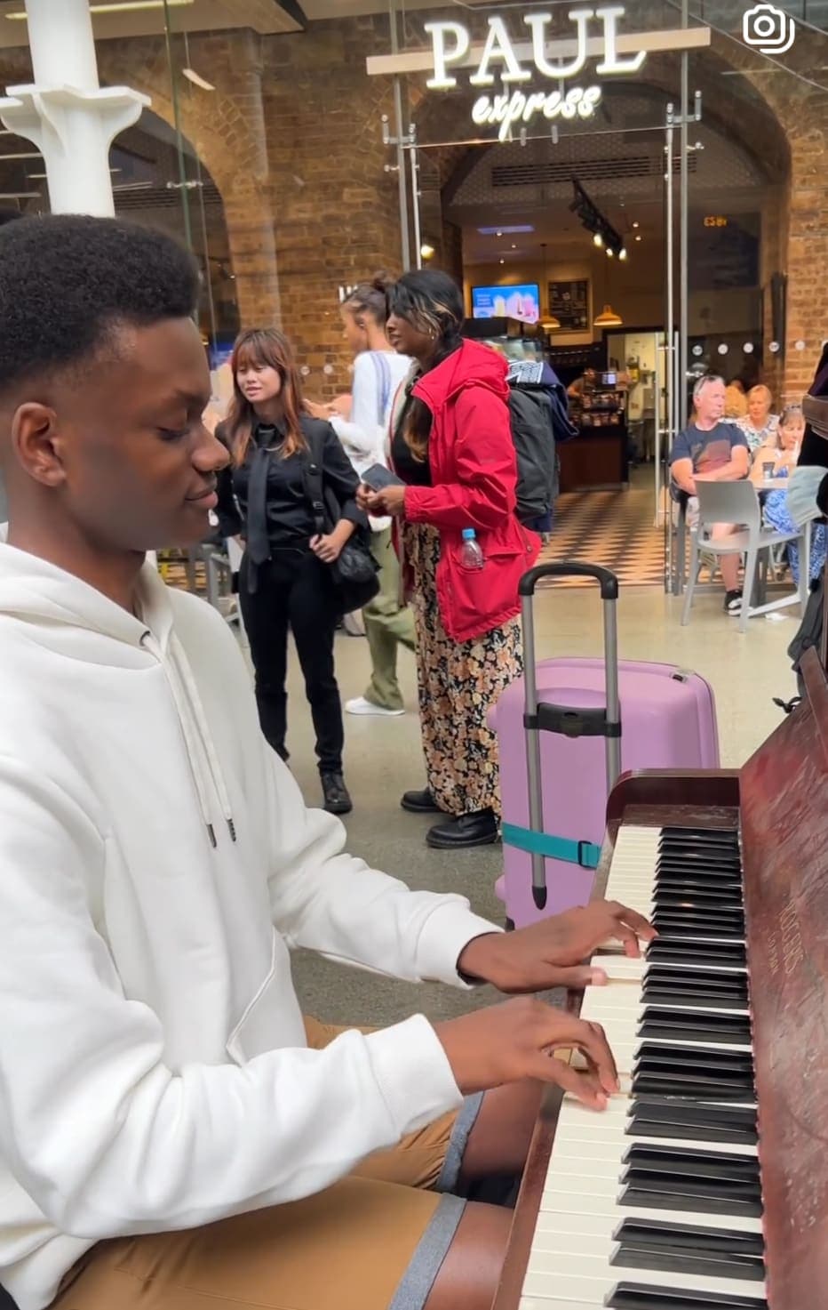 Photo of Unit 2 Piano at Global Exchange, Euston Road, King's Cross, London Borough of Camden, Greater London, England, N1C 4QP, United Kingdom
