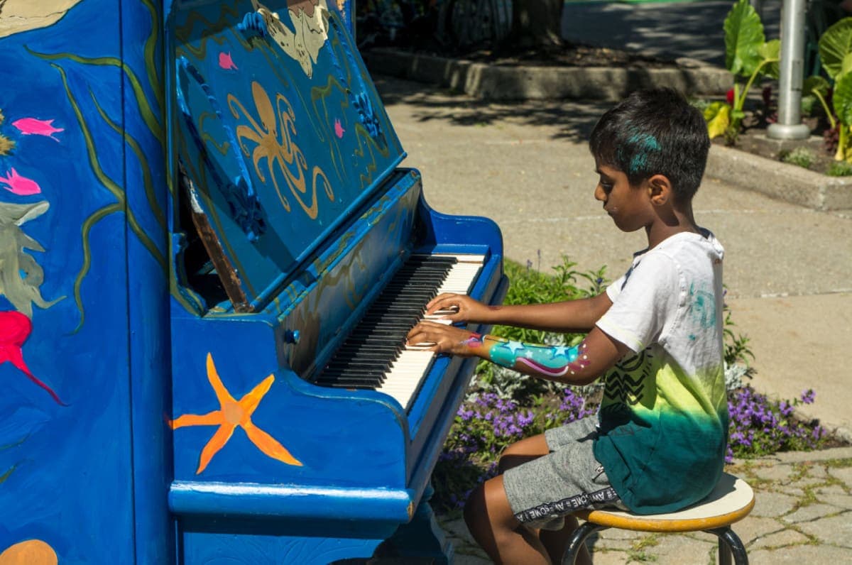 Public piano in Dorval, Québec, Canada