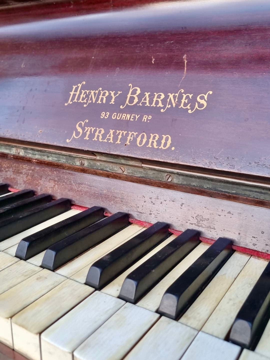 Photo of The UP Garden Community Piano at The UP Garden, Eric Close laundry yard, Forest Gate, London E7 0AY, United Kingdom. An unlocked community piano in The UP Garden, an…