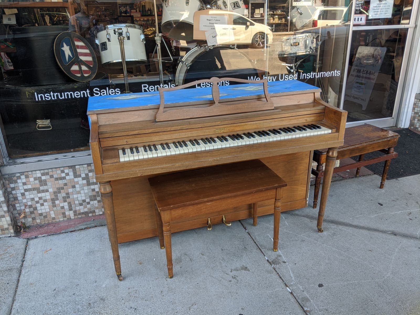 Public piano in Enumclaw, Washington, United States