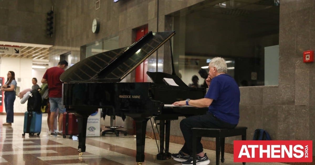 Photo of Syntagma Metro public piano at Syntagma Metro Station, Syntagma Square, 10563 Athens, Greece. A permanent piano in Syntagma Metro Station that any passenger may sit down…