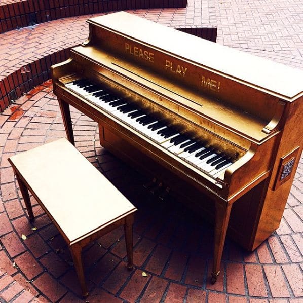 Photo of Pioneer Courthouse Square at KGW Studio on the Square, Southwest Yamhill Street, Downtown, Portland, Multnomah County, Oregon, 97204, United States