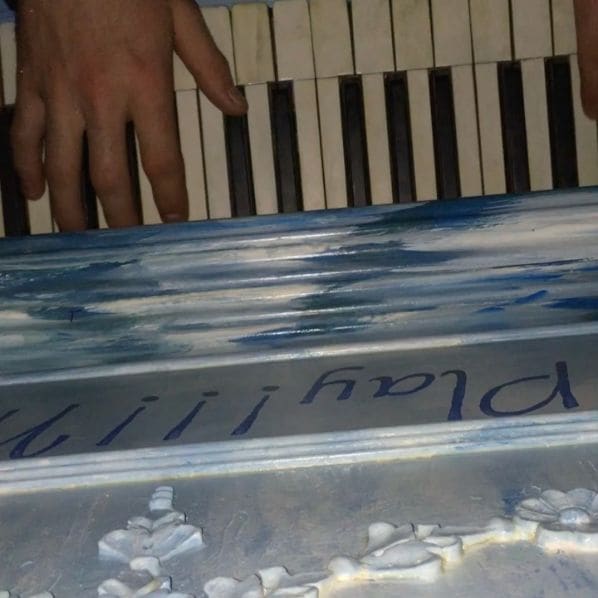 Public piano in Niagara Falls, Ontario, Canada