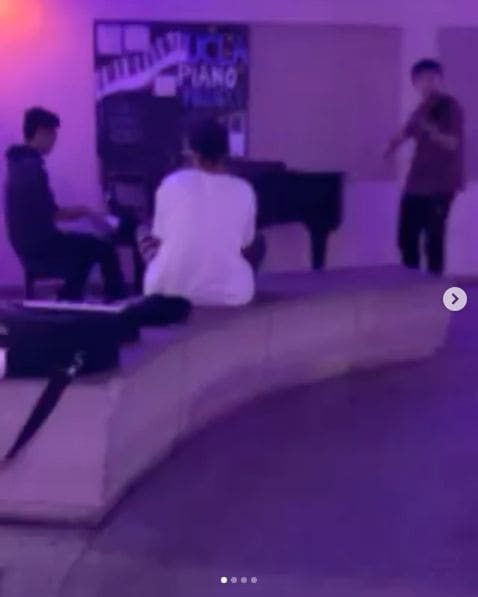 Public piano in Los Angeles, California, United States