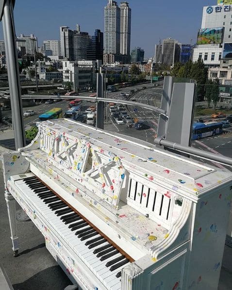 Public piano in Seoul, South Korea