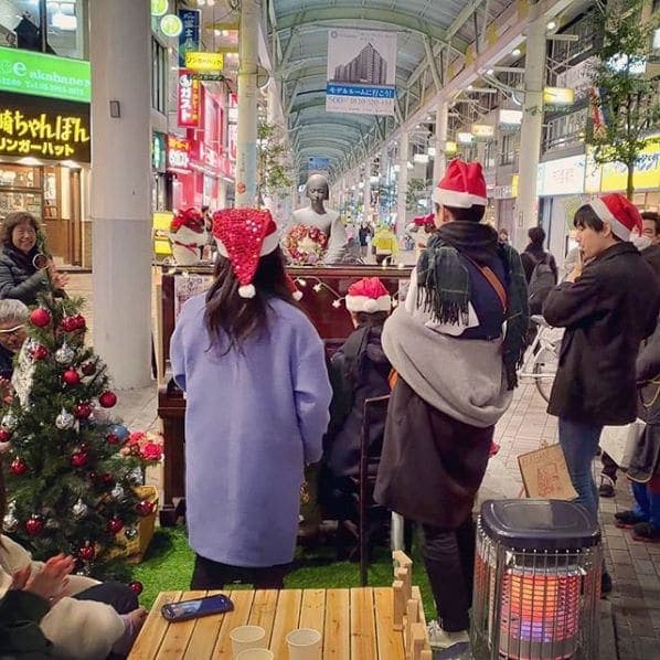 Photo of 赤羽ストリートピアノ at 長崎ちゃんぽんリンガーハット赤羽店, Lala Garden, Akabane 2-chome, Kita, Tokyo, 115-0045, Japan