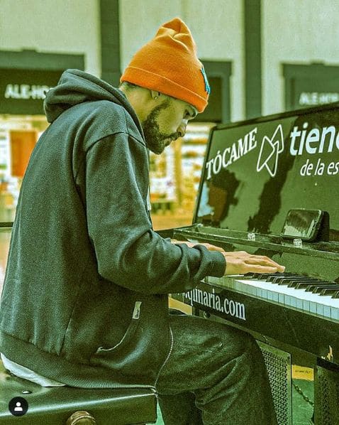 Public piano in Alicante, Valencian Community, Spain