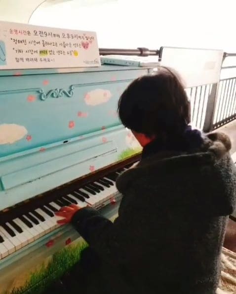 Public piano in Seoul, South Korea