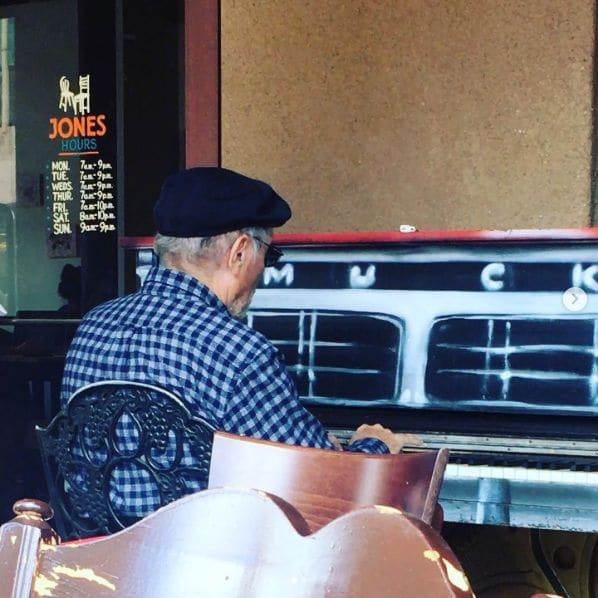 Public piano in Pasadena, California, United States
