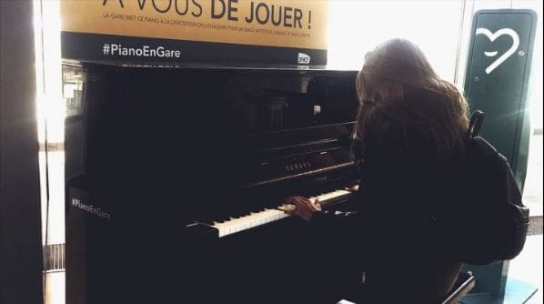 Public piano in Métropole de Lyon, Auvergne-Rhône-Alpes, France