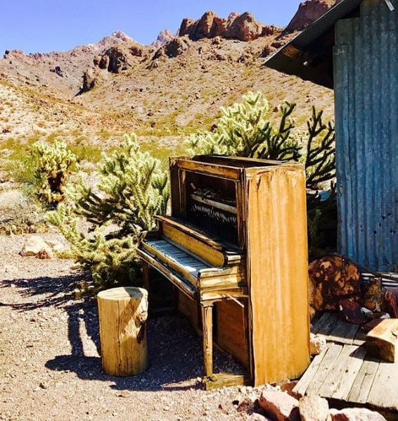 Public piano in Clark County, Nevada, United States