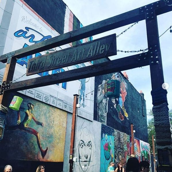 Photo of Art Alley NF at 421, 3rd Street, Niagara Falls, Niagara County, New York, 14301, United States