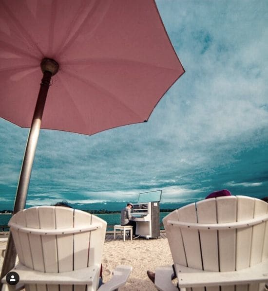 Photo of Sugar Beach at Spadina—Fort York, Old Toronto, Toronto, Golden Horseshoe, Ontario, Canada