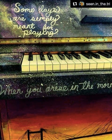 Public piano in Richland, Washington, United States