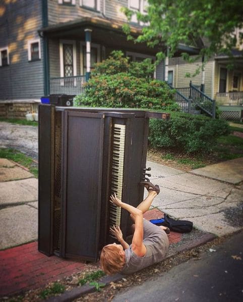 Public piano in Cuyahoga County, Ohio, United States