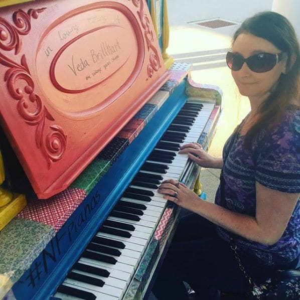 Public piano in Niagara County, New York, United States