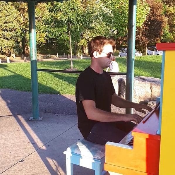 Public piano in Niagara Falls, Ontario, Canada