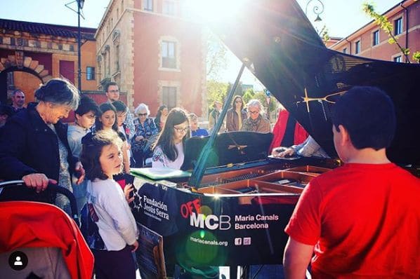 Public piano in León, Castile and León, Spain