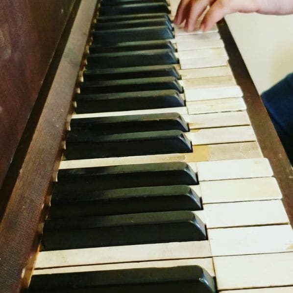 Public piano in Wayne County, Nebraska, United States