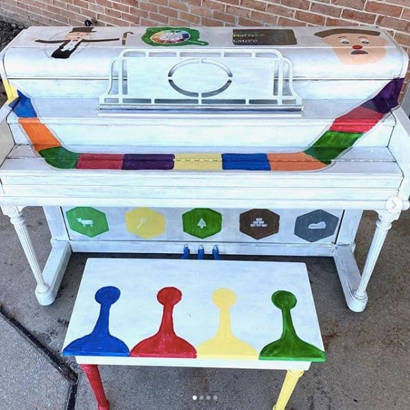 Public piano in Midland County, Michigan, United States