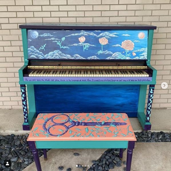 Public piano in Midland County, Michigan, United States