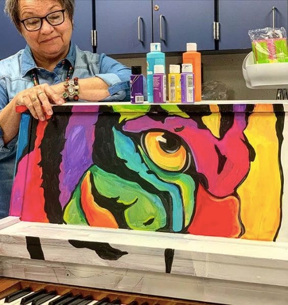 Public piano in Texas, Oklahoma, United States