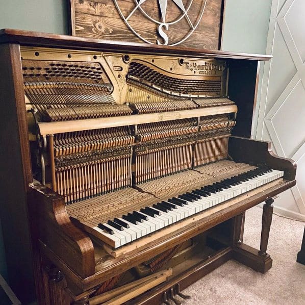 Public piano in Kane County, Illinois, United States