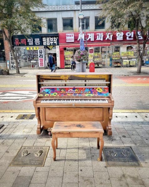 Photo of 신촌 Sinchon, Seoul, South Korea at 安東粉絲嫩雞, Dongmak-ro, Seogang-dong, Mapo-gu, Seoul, 04067, South Korea