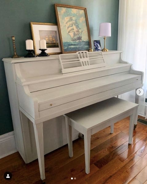 Public piano in Madison County, Illinois, United States
