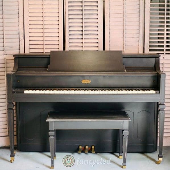 Public piano in City of Troy, New York, United States