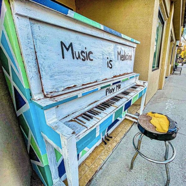 Public piano in Norfolk, Nebraska, United States