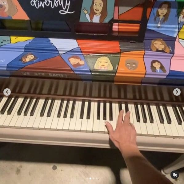 Public piano in Tulsa, Oklahoma, United States