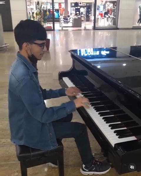 Public piano in Baku, Absheron, Azerbaijan