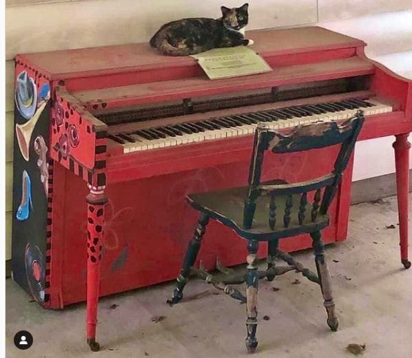 Public piano in Muskogee County, Oklahoma, United States