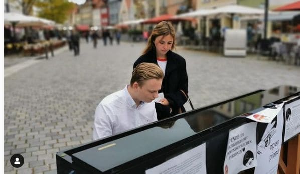 Public piano in Südöstliche Innenstadt, Bavaria, Germany