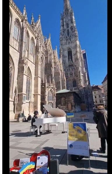 Photo of Stephansplatz at Ginza Point, Stock-im-Eisen-Platz, Kärntner Viertel, Innere Stadt, Vienna, 1010, Austria
