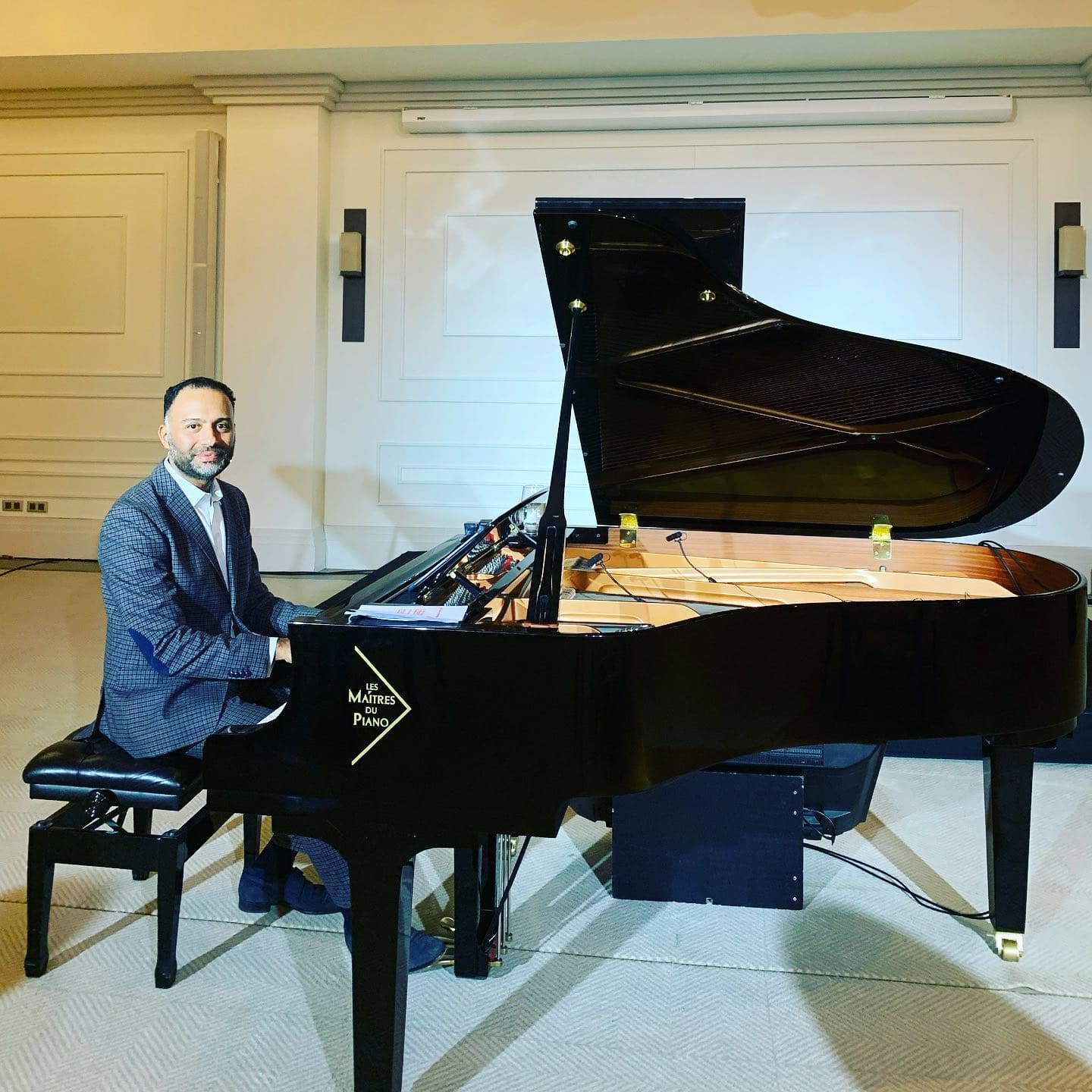 Public piano in Oise, Hauts-de-France, France