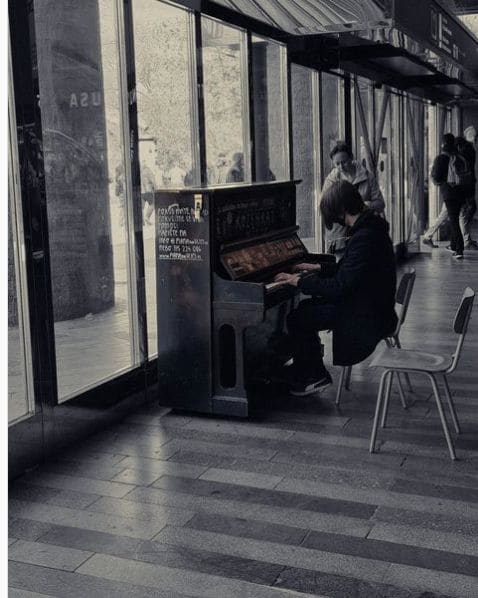 Public piano in Prague, Prague, Czechia