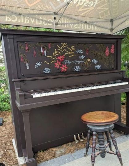 Public piano in Muskoka District, Ontario, Canada