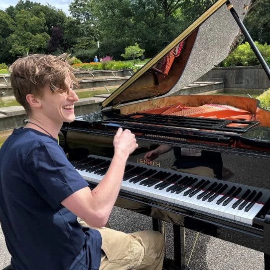 Public piano in Hamburg, Hamburg, Germany