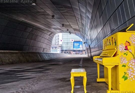 Public piano in Seoul, South Korea