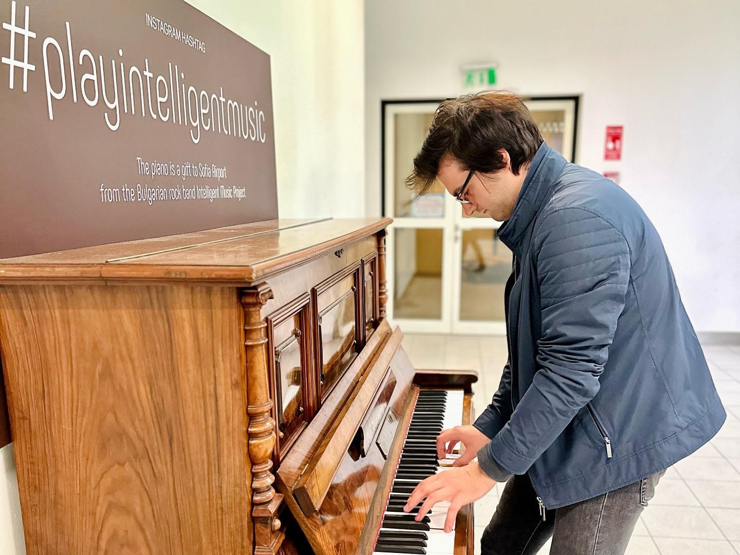 Public piano in Triadica, Bulgaria