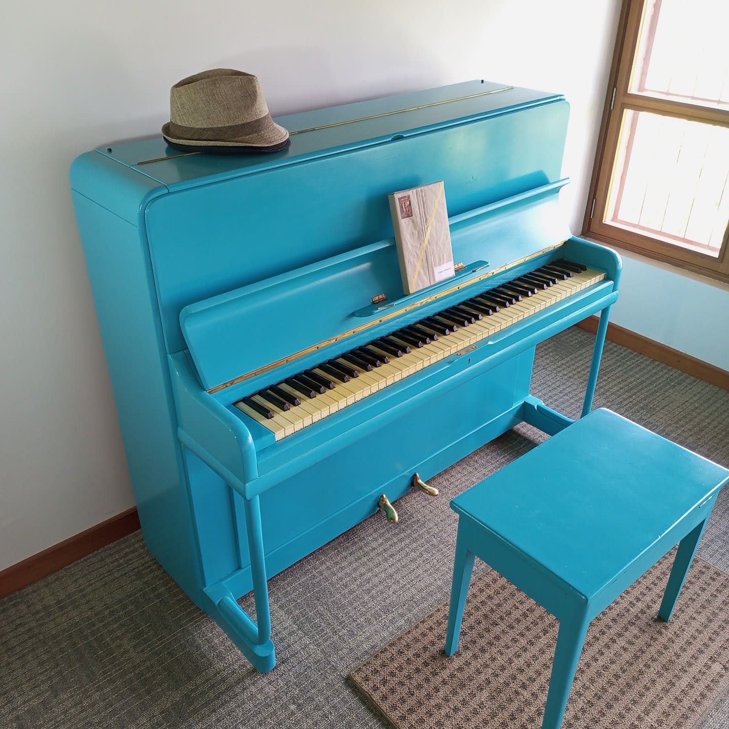 Public piano in Parroquia San Antonio de los Altos, Miranda State, Venezuela