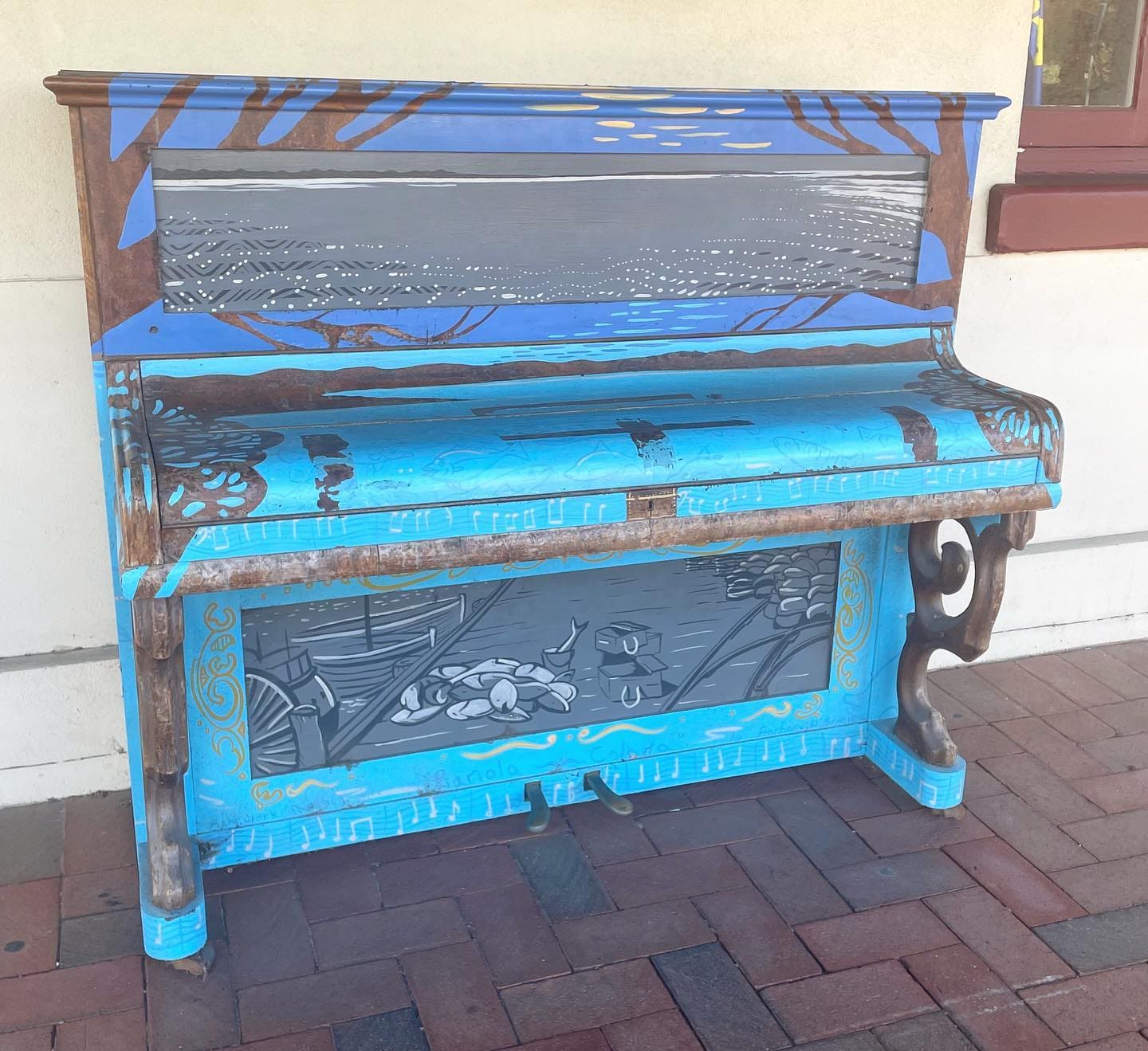 Public piano in Alexandrina Council, South Australia, Australia