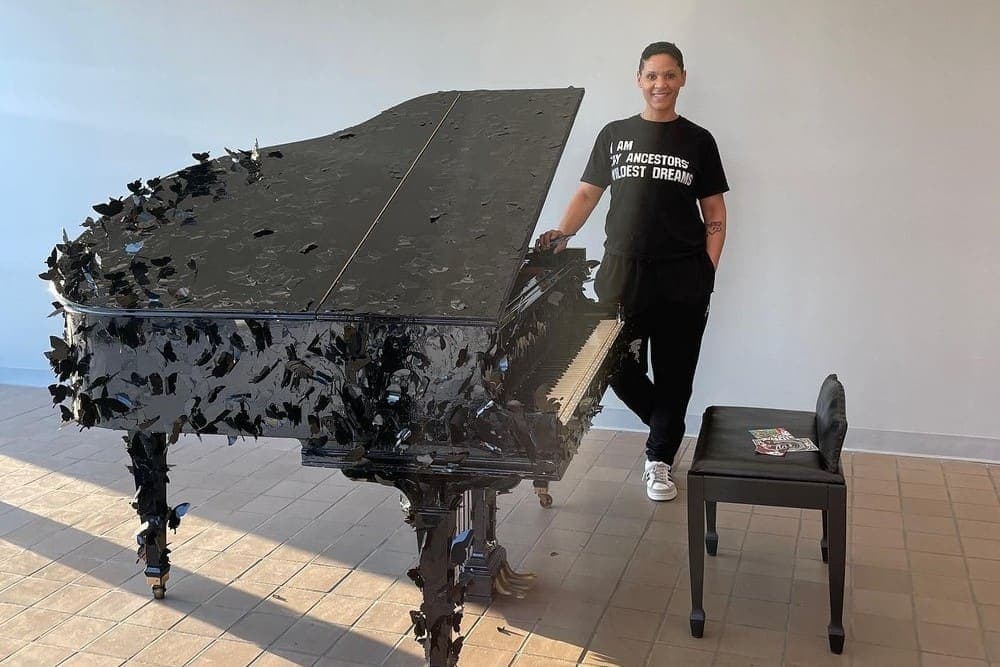 Public piano in Des Moines, Iowa, United States
