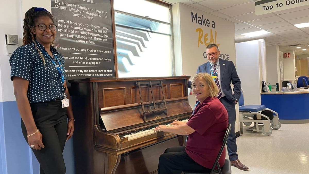 Photo of Queen Elizabeth Hospital — Alicia at Queen Elizabeth Hospital, King's Lynn