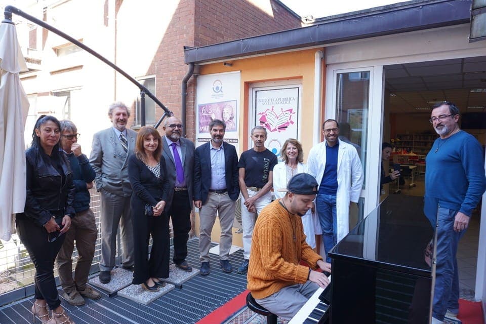 Photo of San Luigi Gonzaga hospital public library piano at Regione Gonzole 10, 10043 Orbassano (TO)