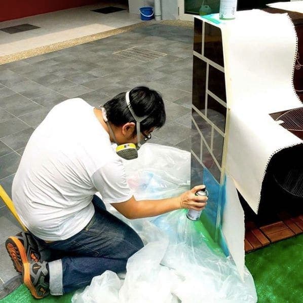 Photo of Aliwal Arts Centre at Aliwal Arts Centre, 30;28, Aliwal Street, Rochor, Central, 198985, Singapore. Our artist, Billy Soh, putting the finishing touches on the public…